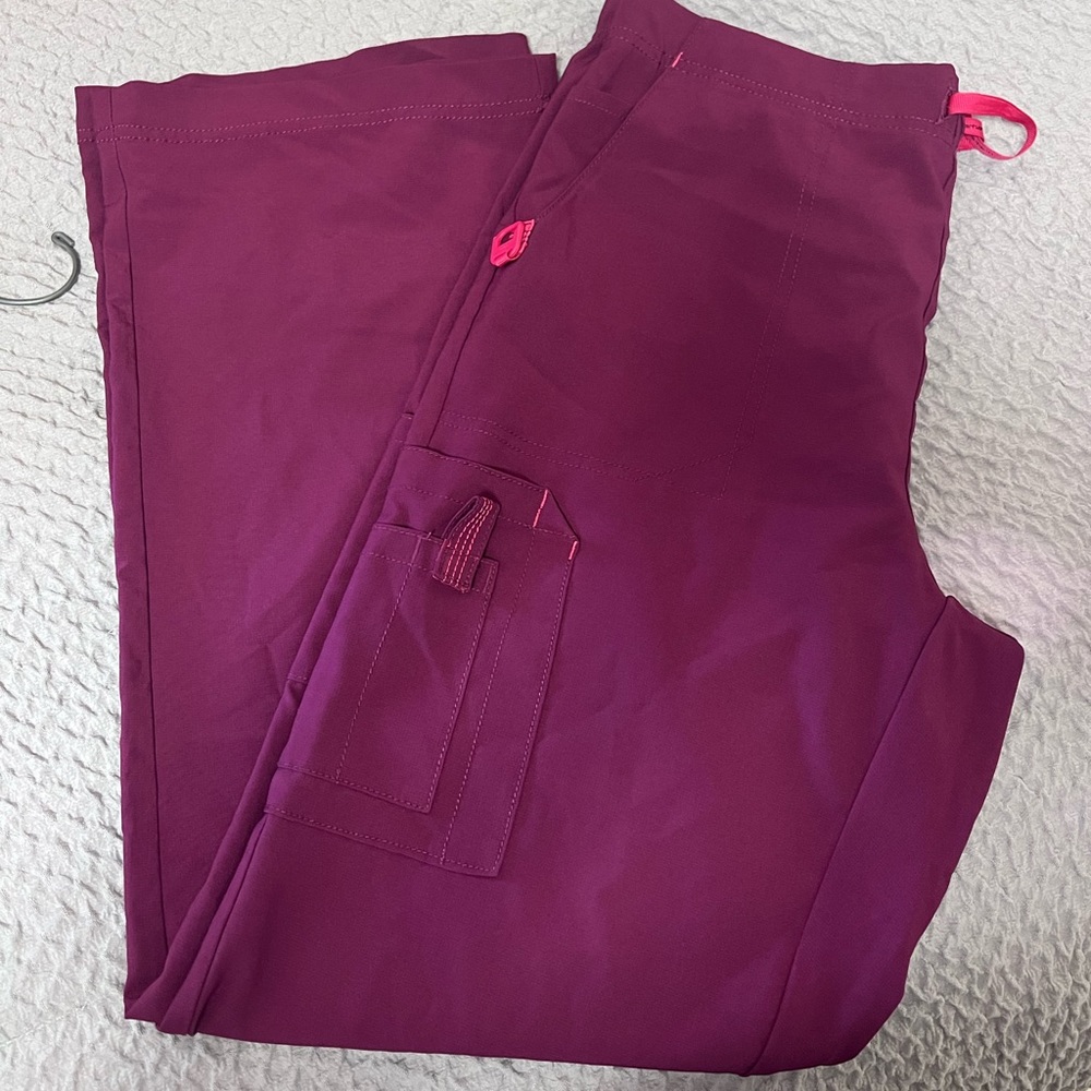 Carhartt burgundy scrub pants size medium
